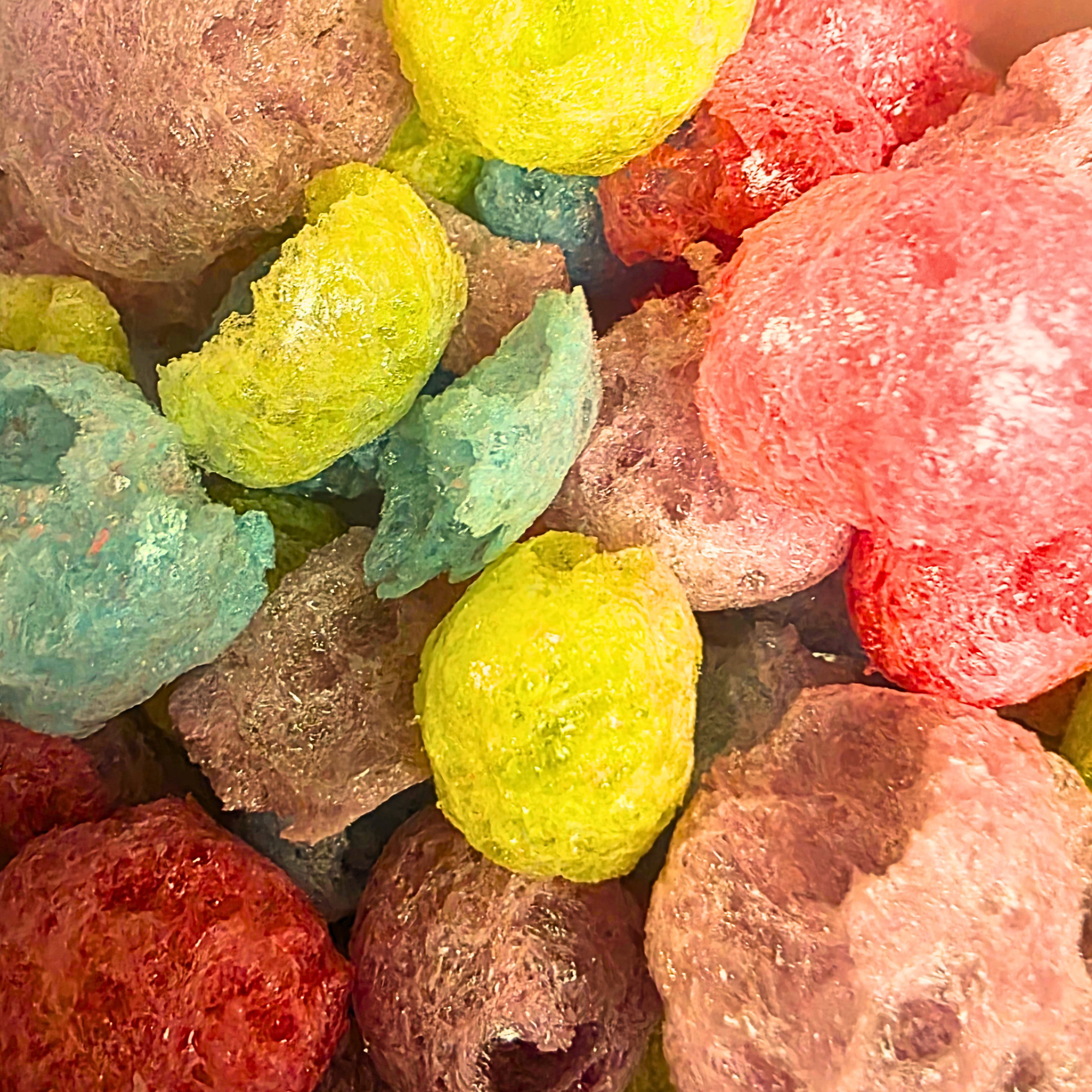 Freeze dried fruit candy which is crunchy and in multiple colors